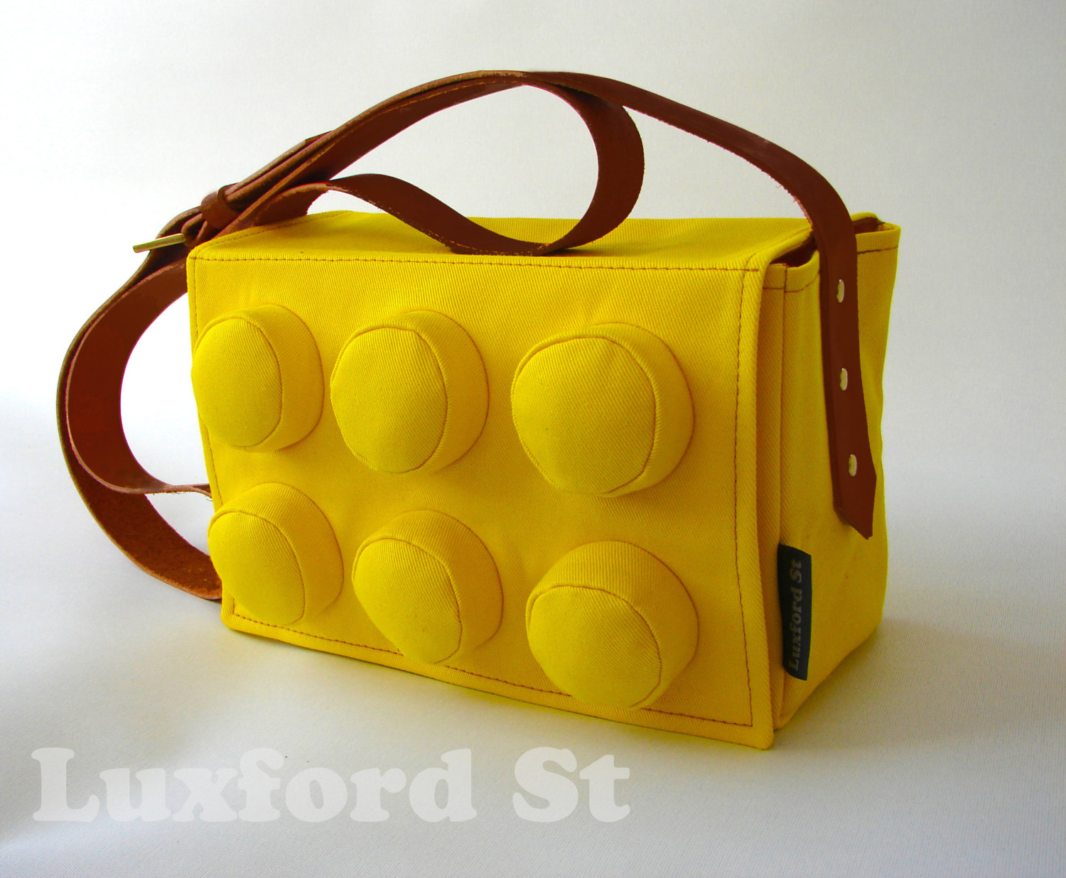 The Brickverse Brick bags for the Lego fashionista