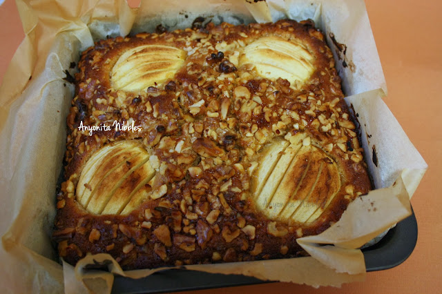 Super Moist Toffee Apple Cake from www.anyonita-nibbles.com