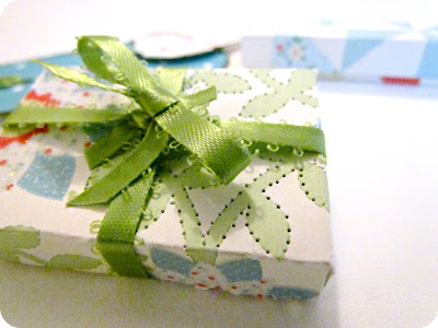 DIY Paper Boxes, DIY Gift Box, DIY Potpourri holder, Martha Stewart Stitched