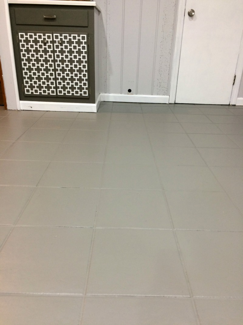 Real Girl S Realm How To Clean And Paint Ceramic Tile