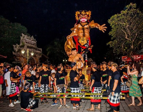 Daya Tarik Objek Wisata Budaya Nyepi Dan Ogoh-Ogoh Di Denpasar Bali - Ihategreenjello