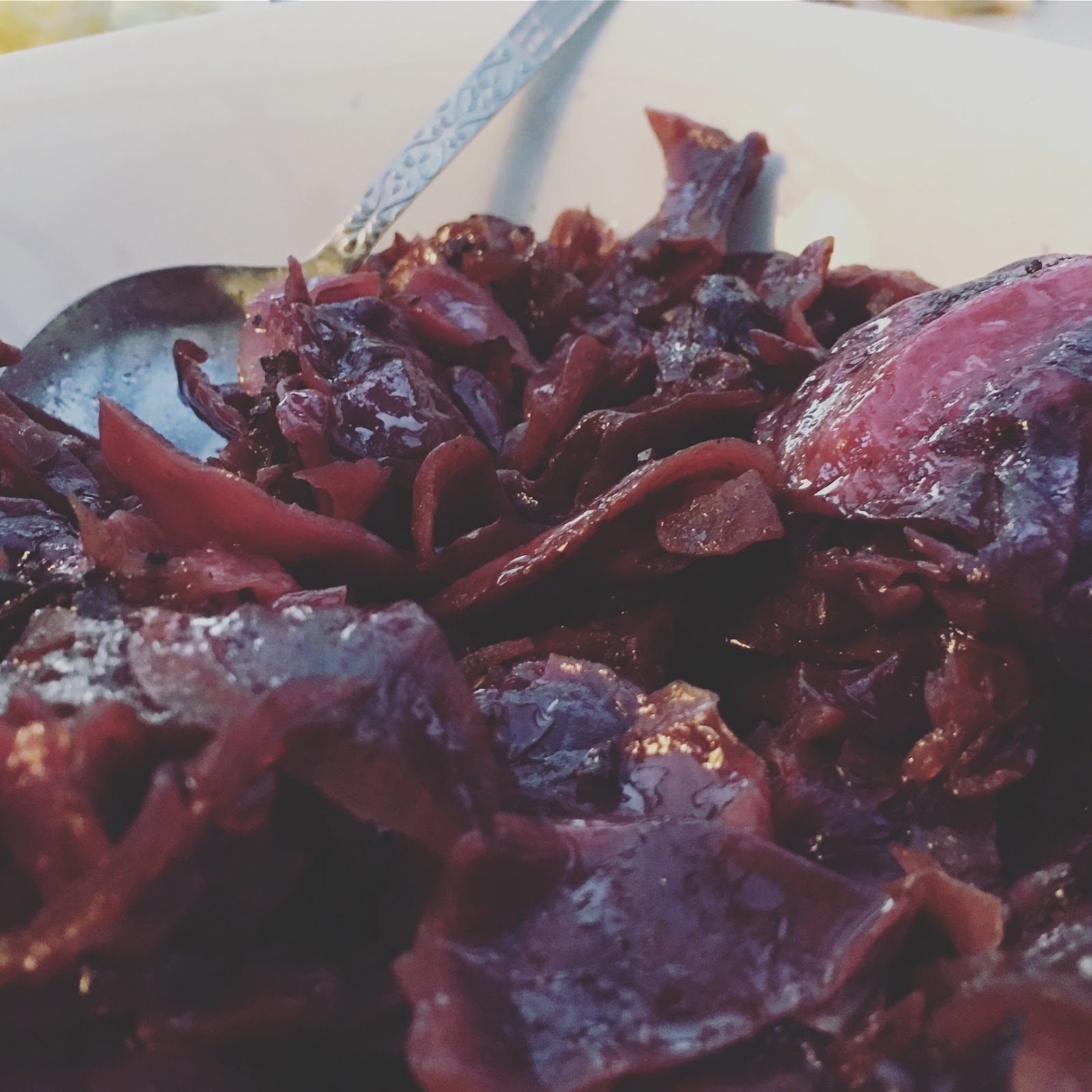 Red Cabbage with Bacon and Apple hob or slow cooker/crockpot recipe