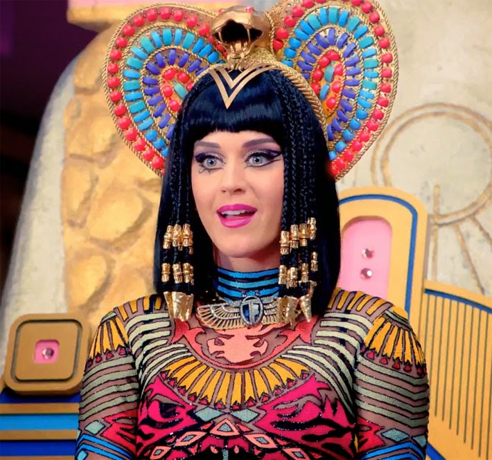 Katy Perry Teases Dark Horse Music Video | E! News