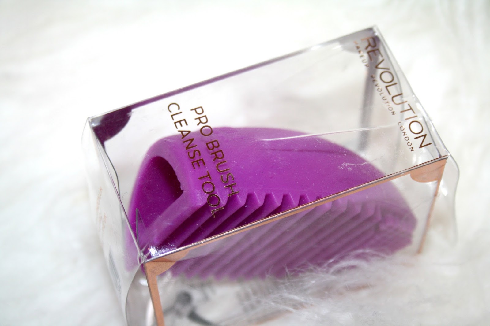 Beautyqueenuk A UK Beauty and Lifestyle Blog Makeup Revolution V