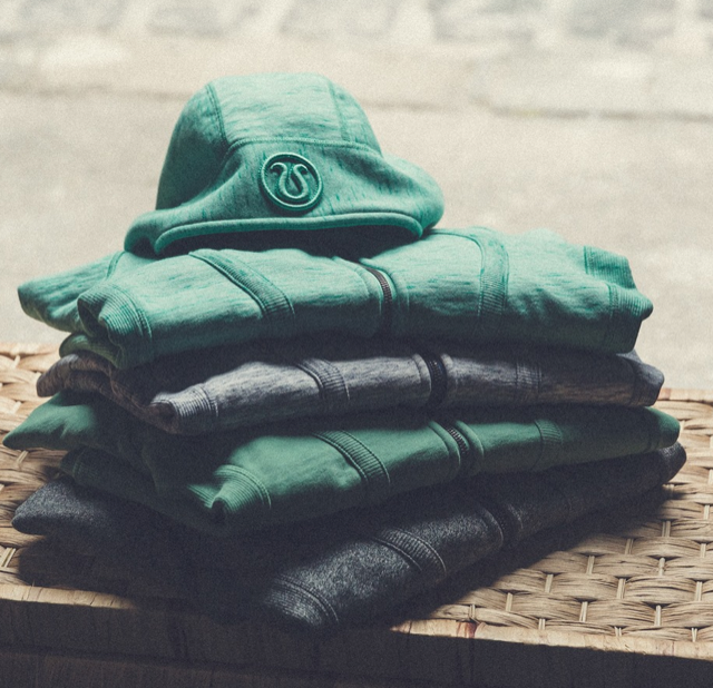 http://www.anrdoezrs.net/links/7680158/type/dlg/http://shop.lululemon.com/products/clothes-accessories/jackets-and-hoodies-hoodies/Scuba-Hoodie-II?cc=15187&skuId=3602342&catId=jackets-and-hoodies-hoodies