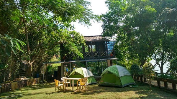 Camping near mumbai