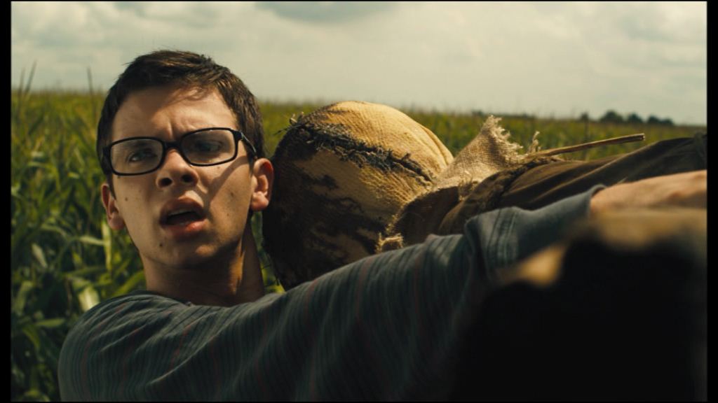 фильм ужасов про пугало на кукурузном поле. поля кукурузы фильм 2015. поле ужастик. дети кукурузы стивен кинг. The fields фильм 2011.