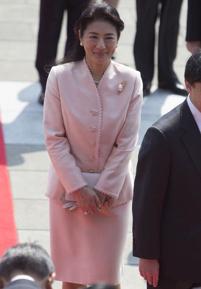 The Imperial Family Welcome King Felipe and Queen Letizia