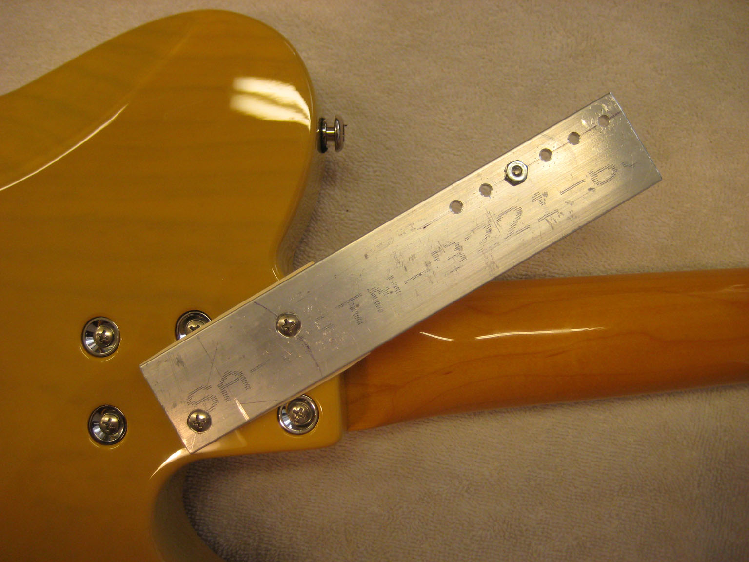 K6JCA Homebrew Horn Strapbutton Extender for the G&L ASAT Bass