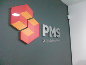 PMS - LETRERO EN POLIURETANO