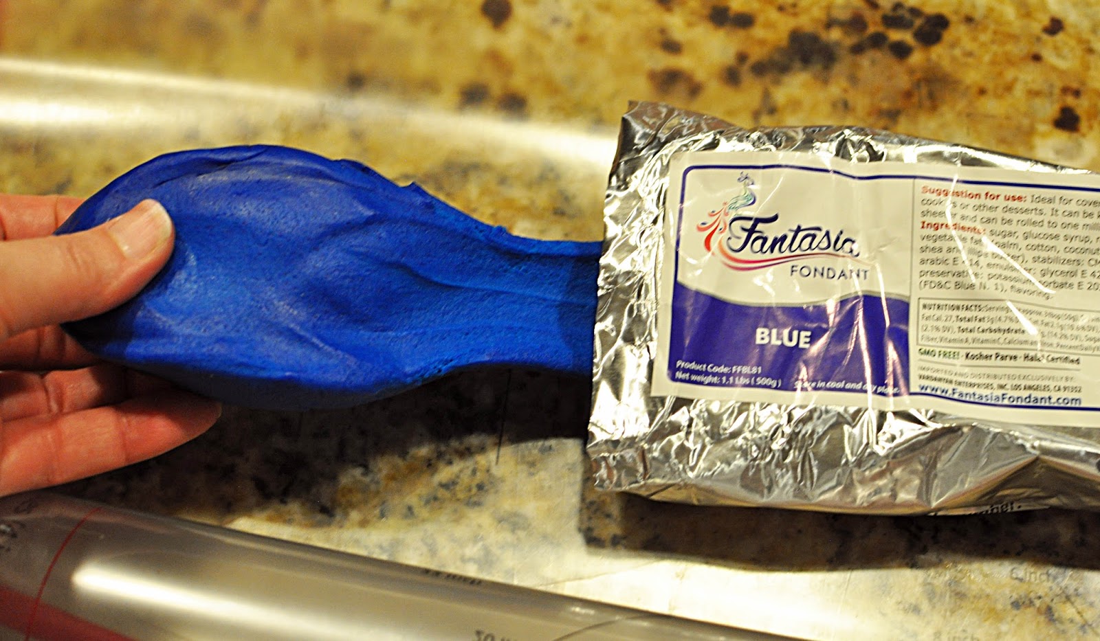 The Bake More Fantasia Fondant Review Oh So Marshmallowy