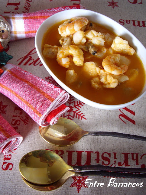  Caldereta de mariscos 