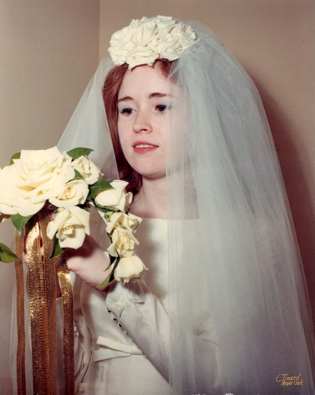 45 Lovely Photos That Documented a Michigan Wedding in the 1960s ...