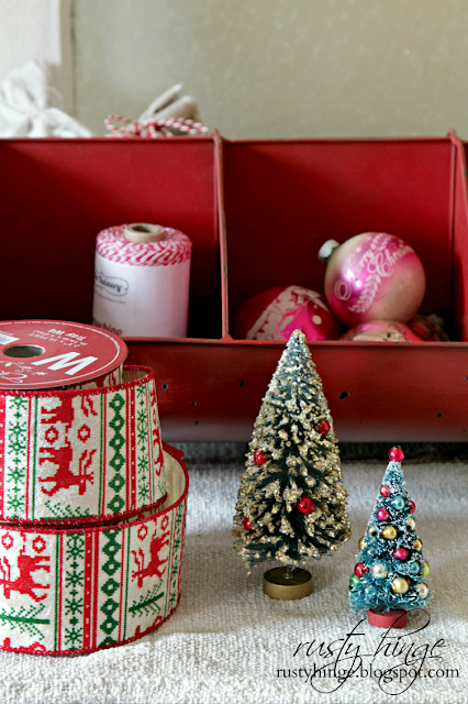 Decorating with Christmas ribbon