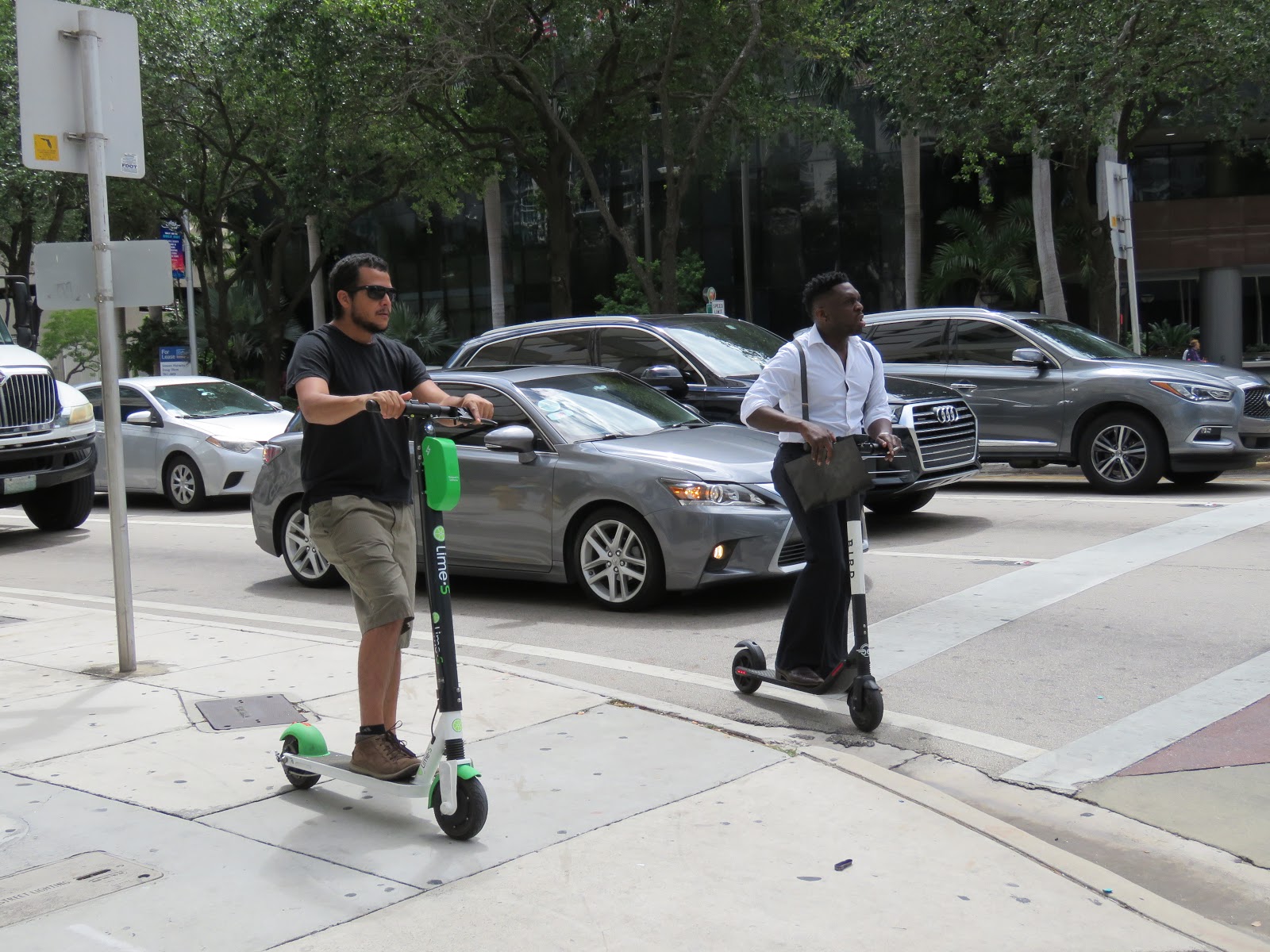 Bonao Internacional SCOOTERS " INVADEN " LA ZONA DE