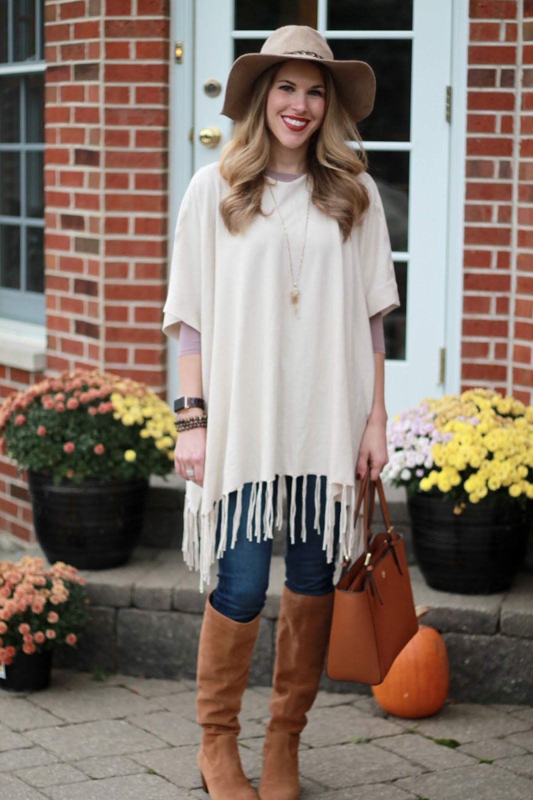 Thanksgiving Outfit Inspiration with Eva Trends & Confident Twosday Linkup