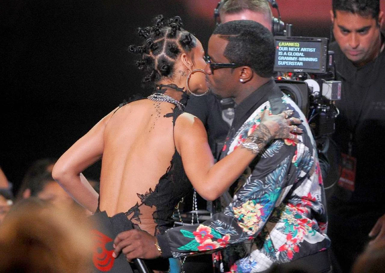Rihanna - 2014 iHeartRadio Music Awards