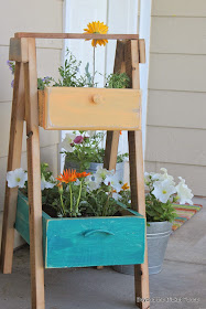 Upcycled Salvaged Porch Projects http://bec4-beyondthepicketfence.blogspot.com/2014/05/porch-projects-roundup-link-party-and.html