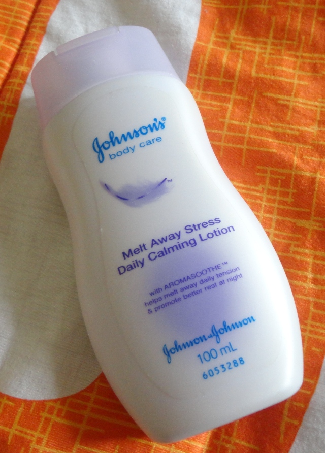 Review Johnson's Body Care (24 Hours Lasting Moisture Body Lotion