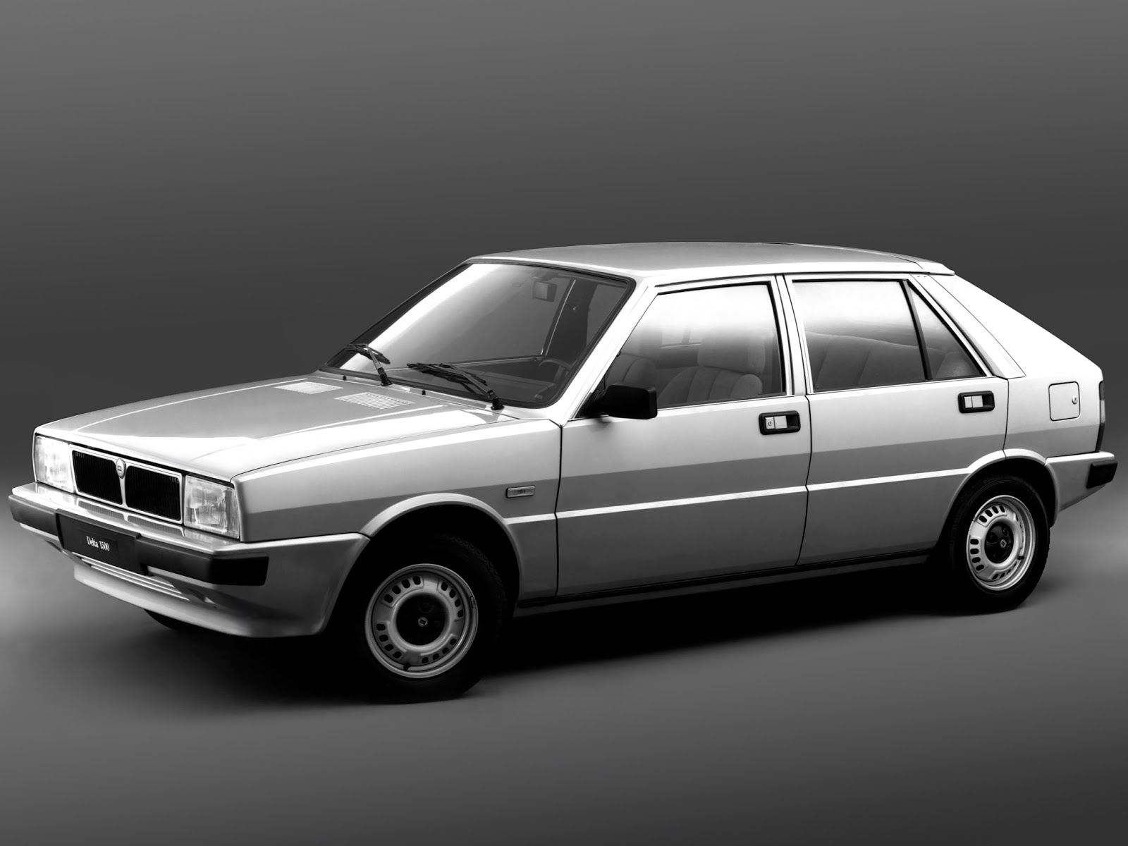 stormwheels-1979-auto-dell-anno-lancia-delta-designer-giorgetto