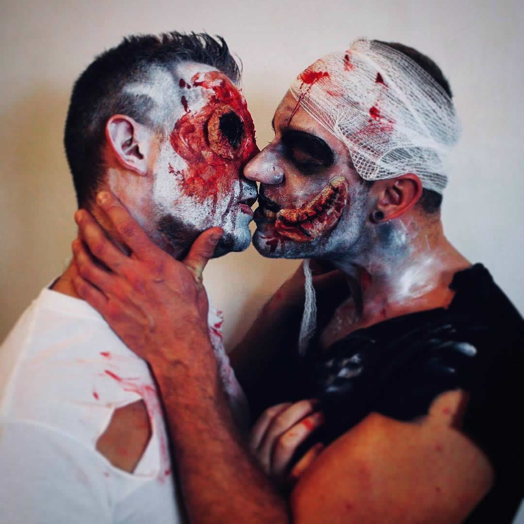 13 casais do mesmo sexo que arrasaram nas fantasias no Halloween 13 casais do mesmo sexo que arrasaram nas fantasias no Halloween