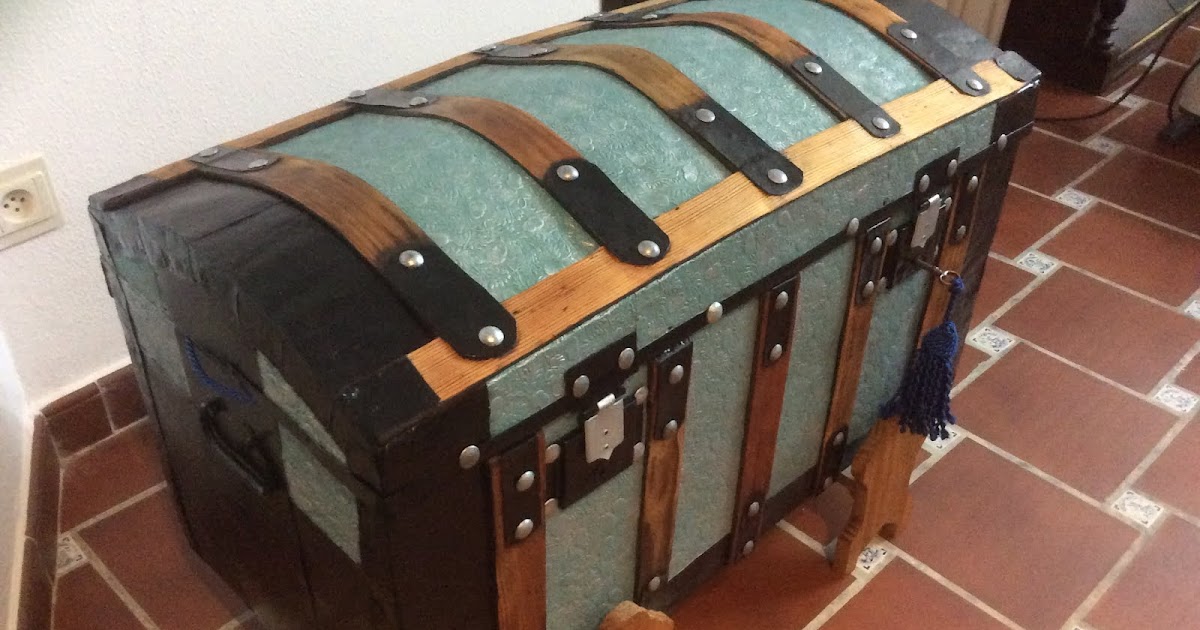 Restauración de Antigüedades: Restauración de antiguo baúl de chapa y