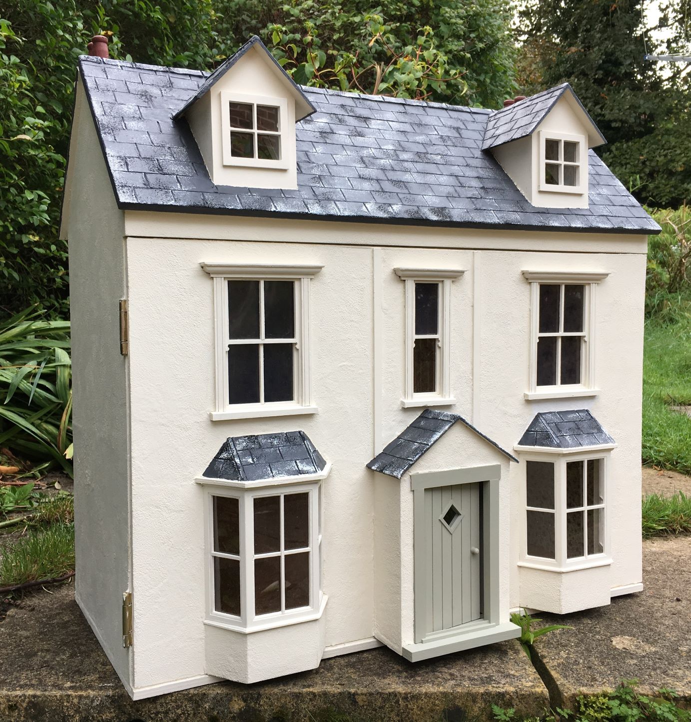 Julie's dolls house blog 1/12th Scale House Refurbished