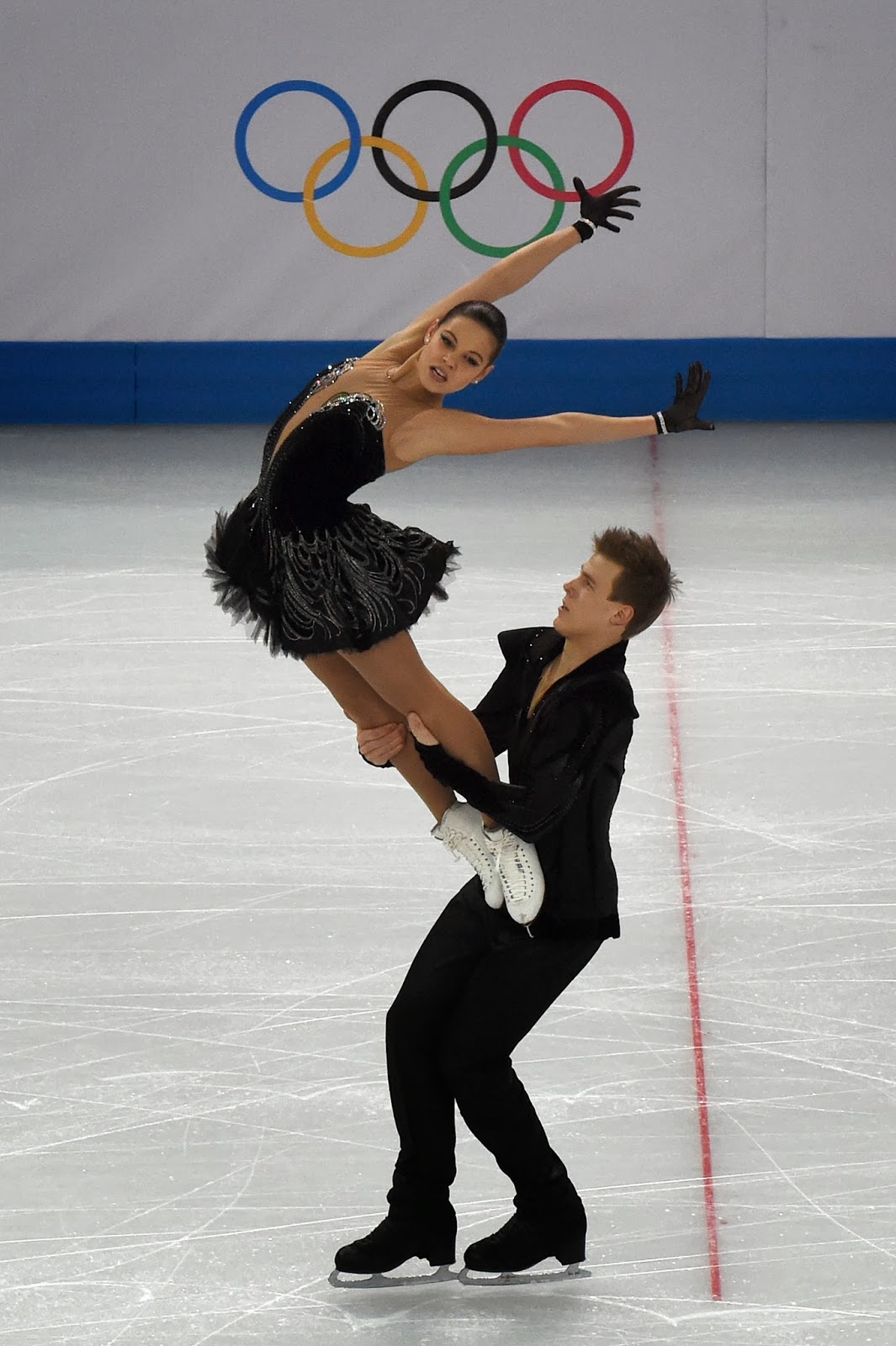 Sochi Olympics 2014 Russian Skaters Won Gold Medal In Team Figure