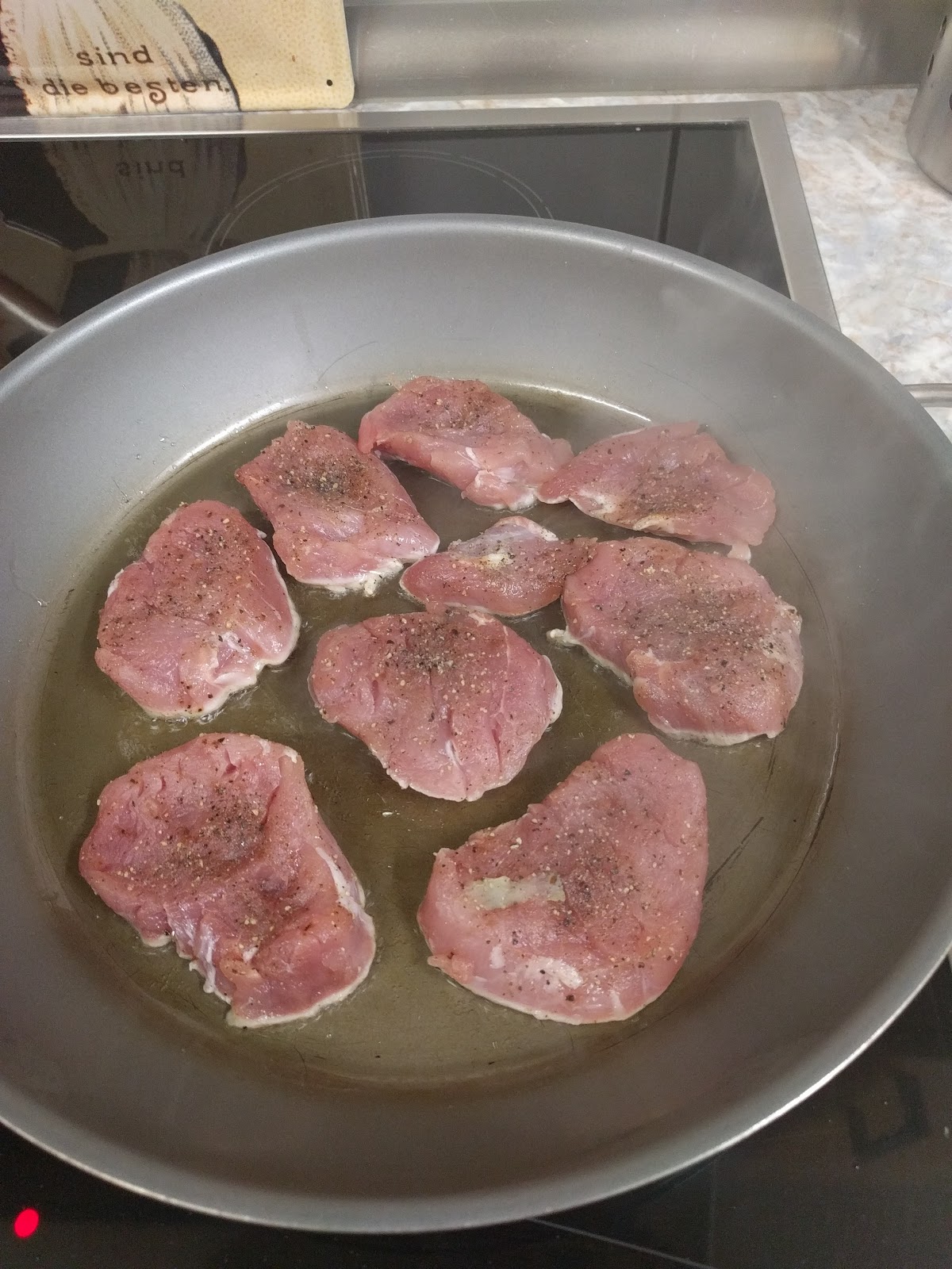 - Schweinefilet mit Champignon, Gorgonzola Bruschette