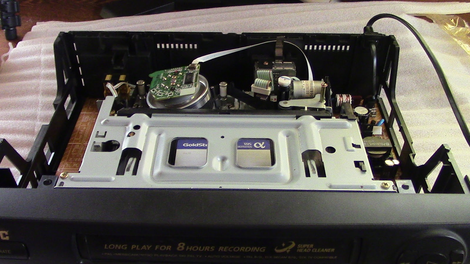 Радио схемы: Схема видеомагнитофона JVC HR-P51A