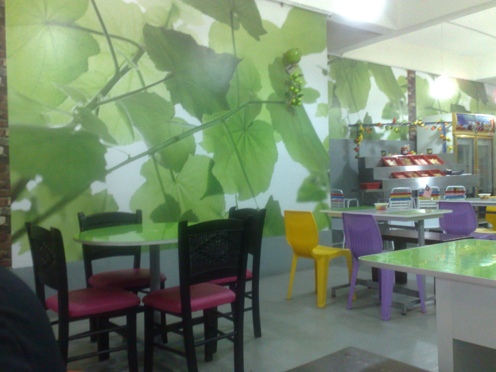 Hidupku...Caraku...Cerita Sana Sini Situ... Testing makan kat Fruit