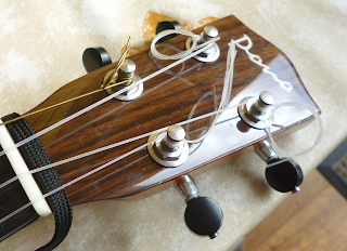 la bella uke-pro ukulele strings at the nut of Pono uke