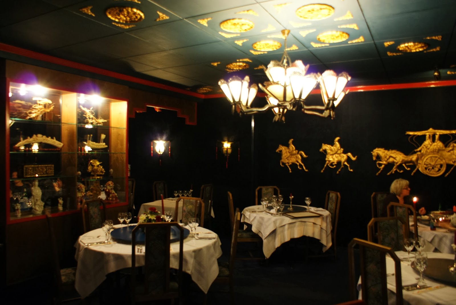 Encore des histoires de bouffe: Le Dun-Huang, Lausanne