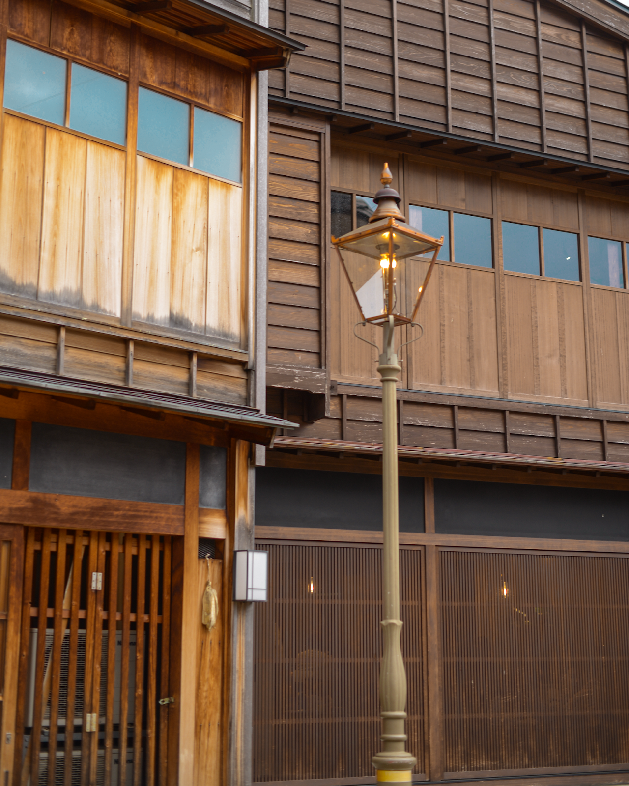 Layers of Wood in Kanazawa Kanazawa trip from Tokyo, must-visit cities in Japan, Nishi Chaya District, Higashi Chaya District, photogenic and charming towns in Japan - FOREVERVANNY