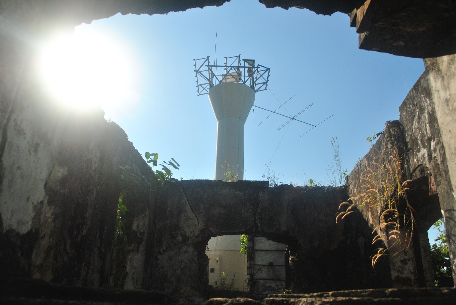 Backpacking Pilipinas: In Focus: Philippine Lighthouses