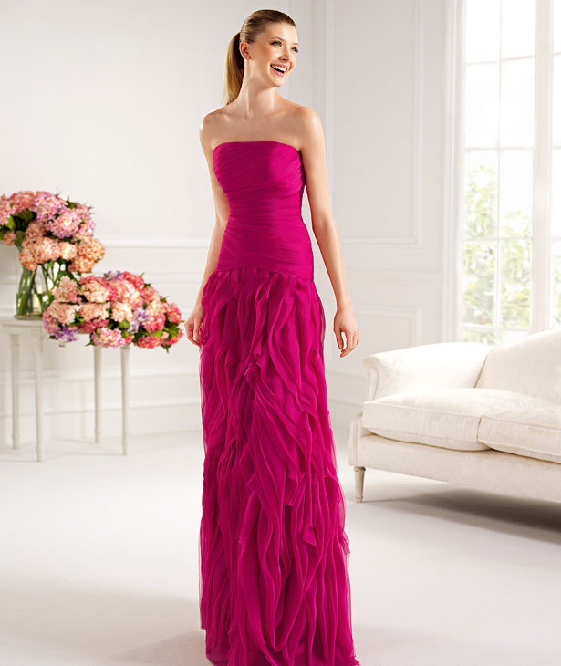 El vestido cóctel y otros diseños con los que serás la madrina más elegante