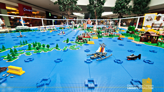 Lego Pilipinas Tara Na Exhibit MOA