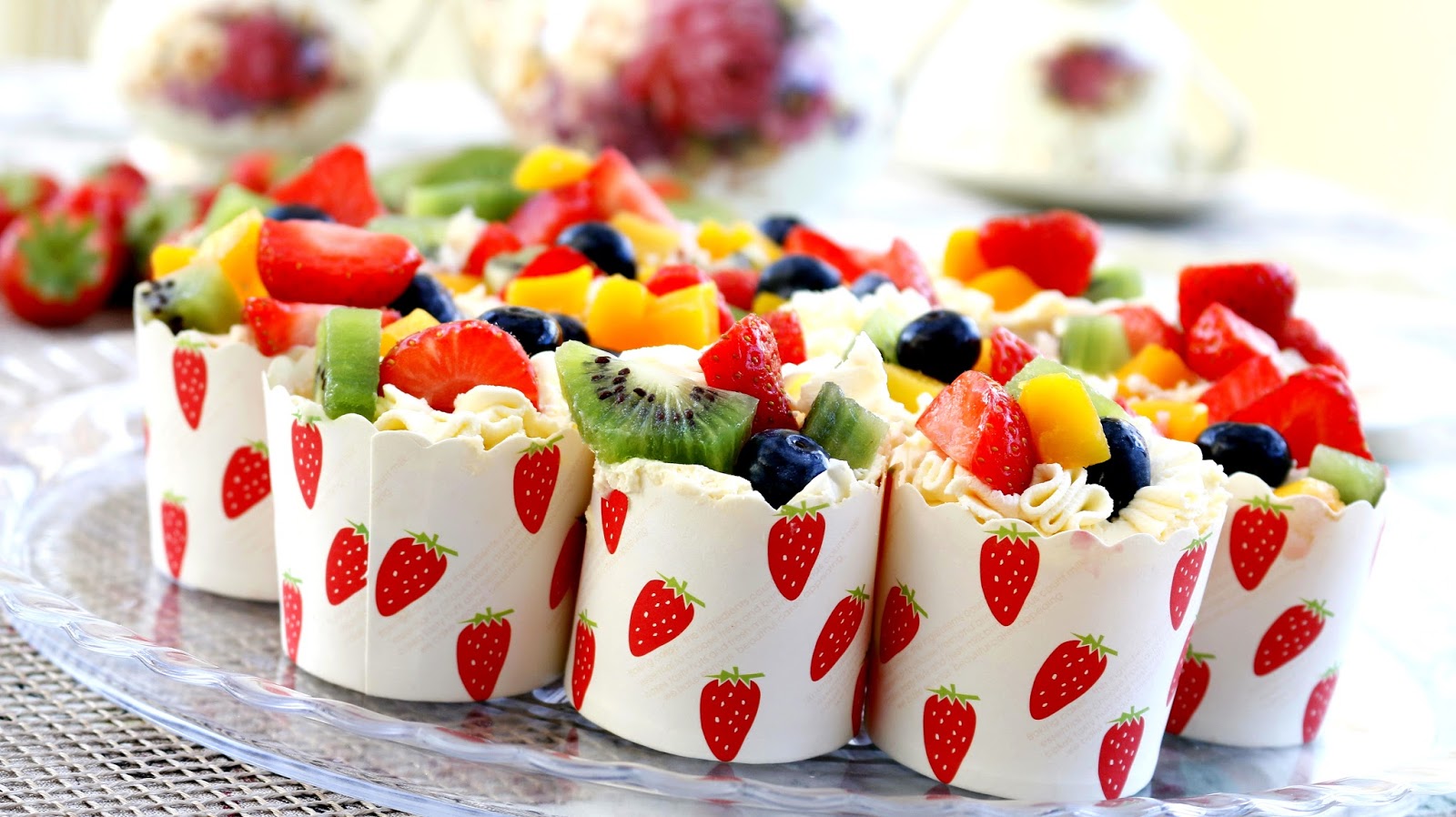 Josephine's Recipes Soft Sponge Cake with Fresh Fruit Recipe Cooked