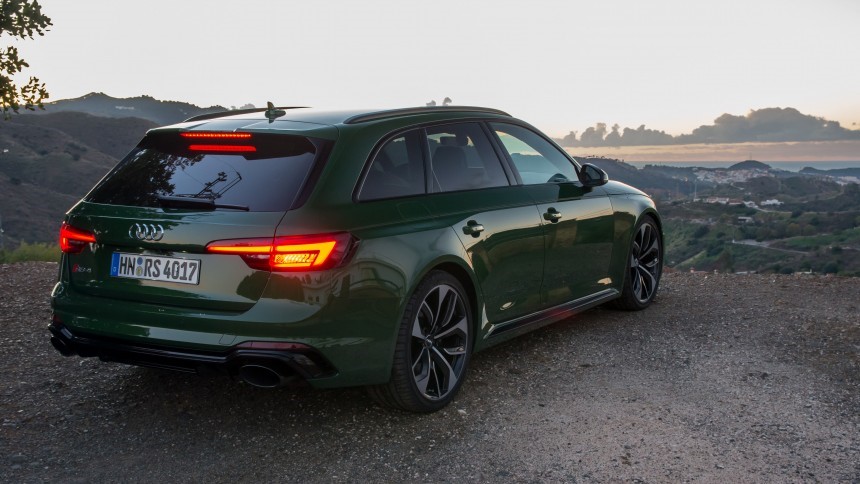 2018 Audi Rs4 Avant Sonoma Green Ms Blog Looking Inside The Cabin Of New Rs4 Avant Is Also Very Similar To Rs6 Albeit On A Slightly Smaller Scale As Such There Are Beautiful Seats With