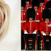 Γιατί πιέζει η Πάμελα Άντερσον την βασίλισσα της Βρετανίας; 