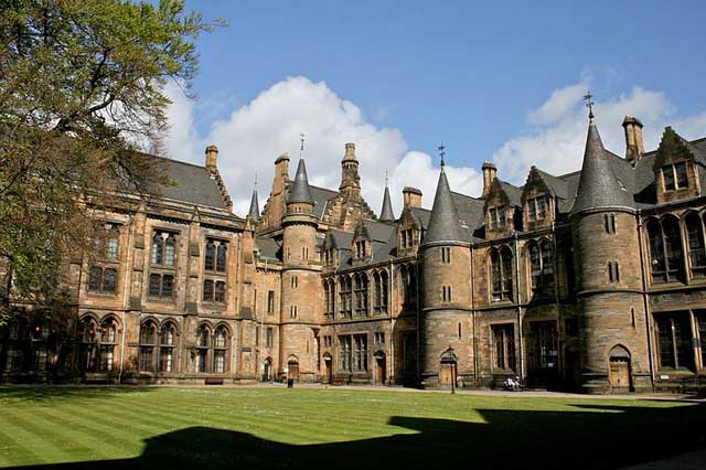 Glasgow_University_3.jpg