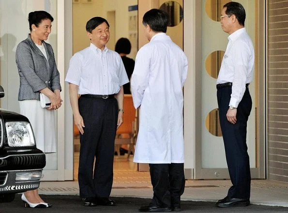 Crown Prince Naruhito and Crown Princess Masako of Japan visited Kobe Children's Hospital and Kobe Proton Center in Kobe