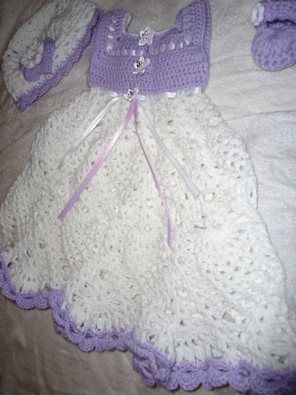 Crochetpedia: My Work - Newborn Baby Girl Outfit, Dress, hat and shoes