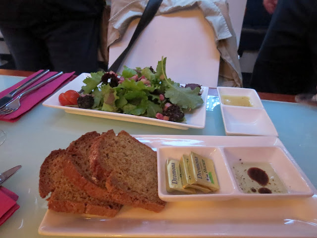 Salad, bread and butter on our Dublin Grand Canal Dinner Cruise