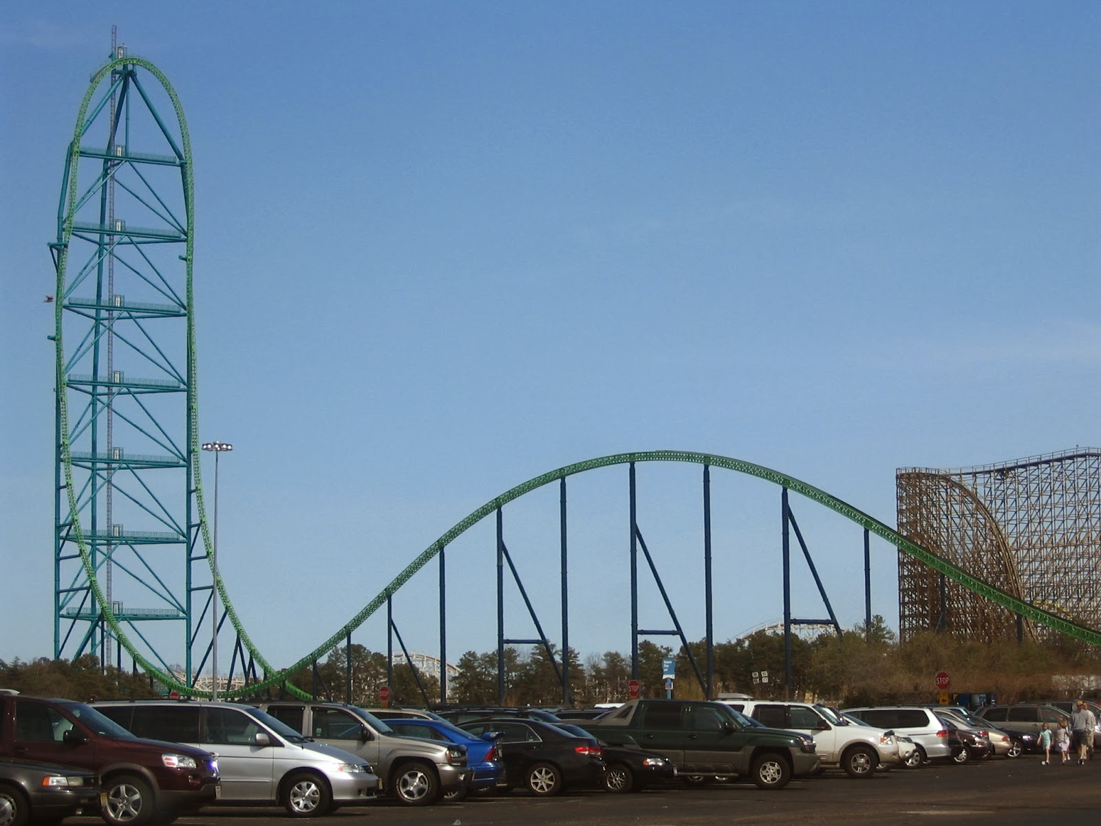 Attraction : Kingda Ka 3 Kingda Ka from parking lot