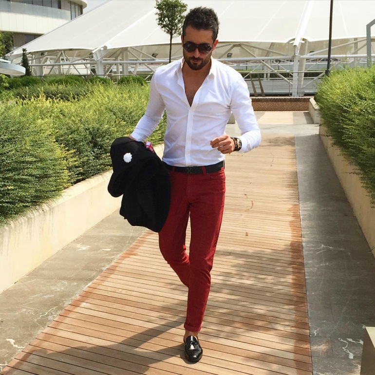 Red pants blue shirt navy tie men style fashion  Mens outfits Red  pants outfit Red pants