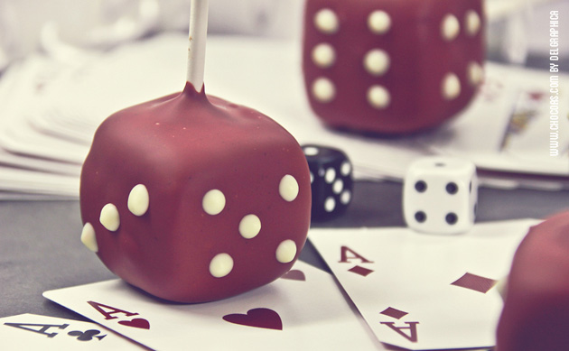 cake pops dado de fresa