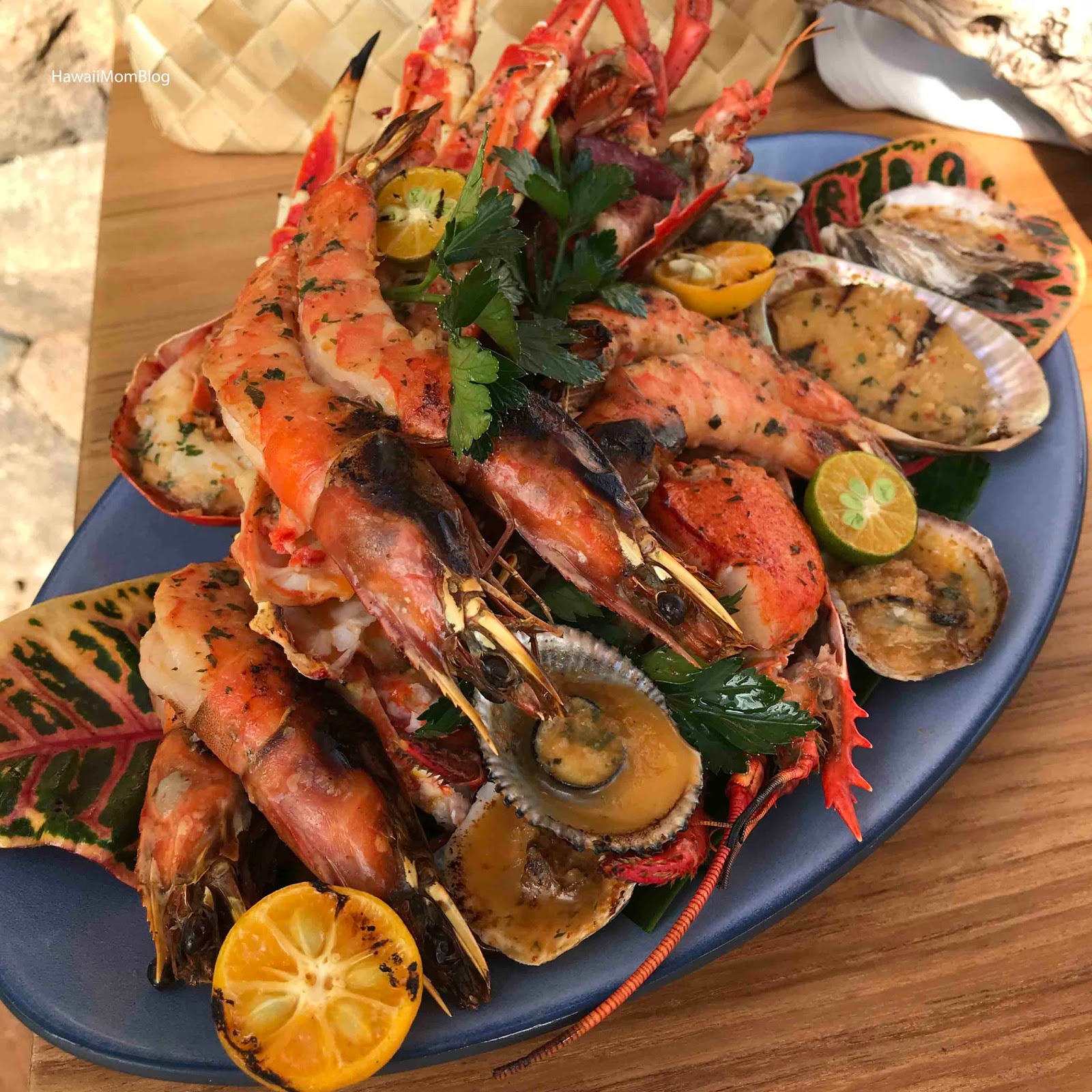 Hawaii Mom Blog Mina's Fish House