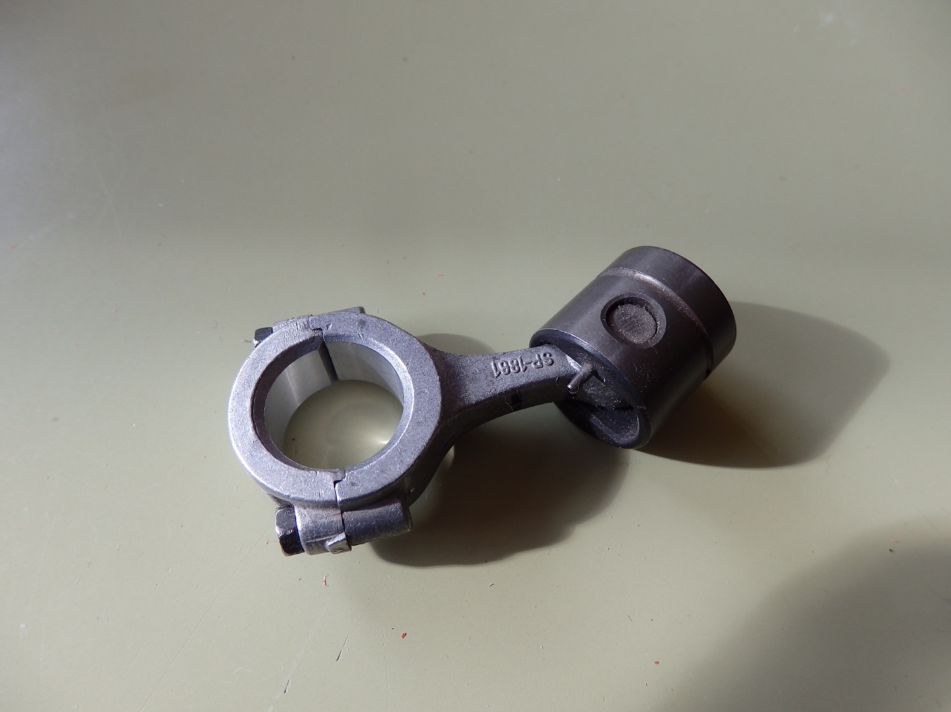 Alma de herrero Pistón de un compresor de nevera