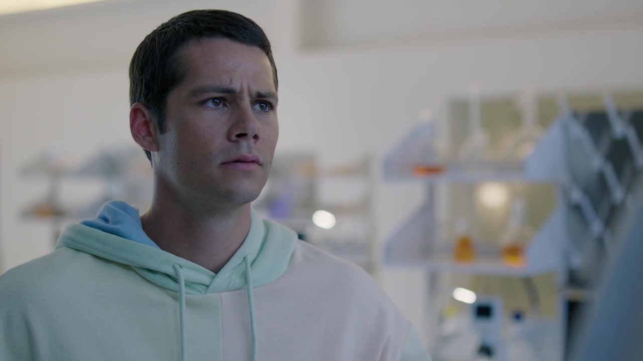 ausCAPS Dylan O'Brien and Ed O'Neill shirtless in Weird City 101 "Episode 1.1"